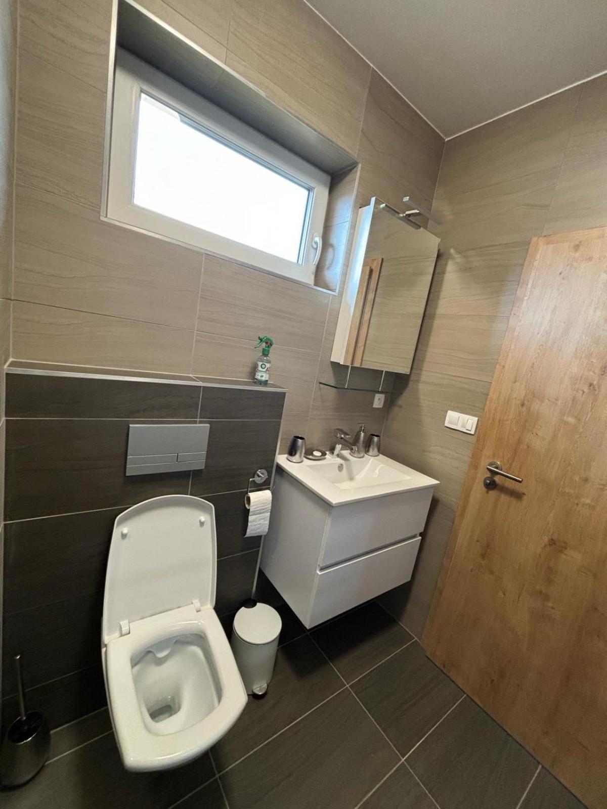 Apartmany U Plaze Lipna - Male Lipno Cerna v Posumavi Exterior photo